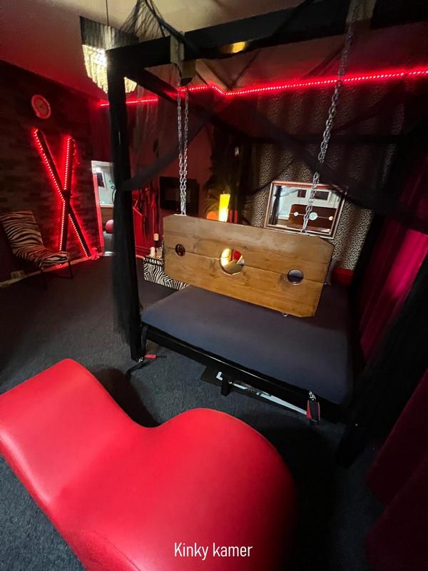 Kinky-Kamer (8)