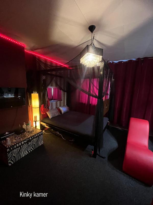 Kinky-Kamer (9)